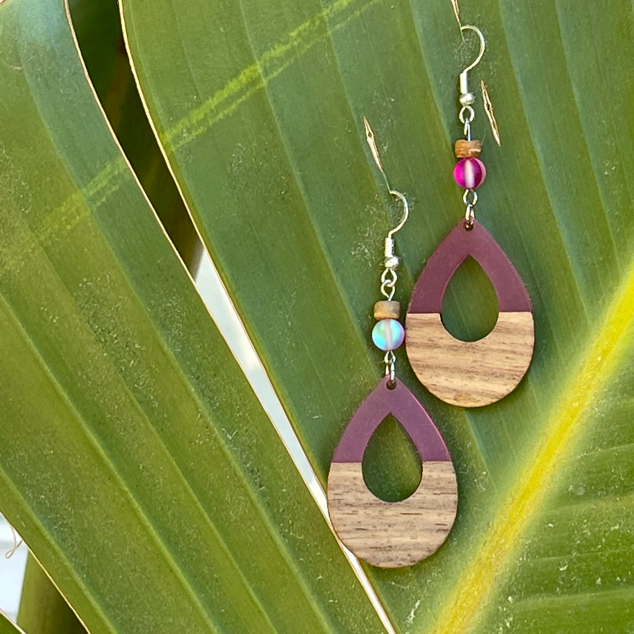 Orchid Woodie Teardrops