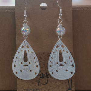 Carved Mother of Pearl Teardrops