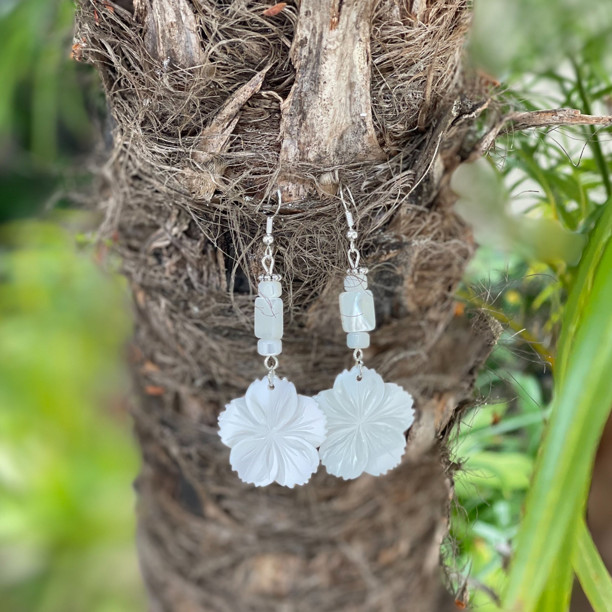 MOP White Flower Earrings