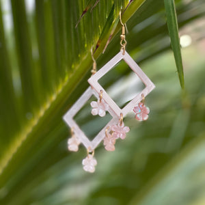 Hula Diamonds