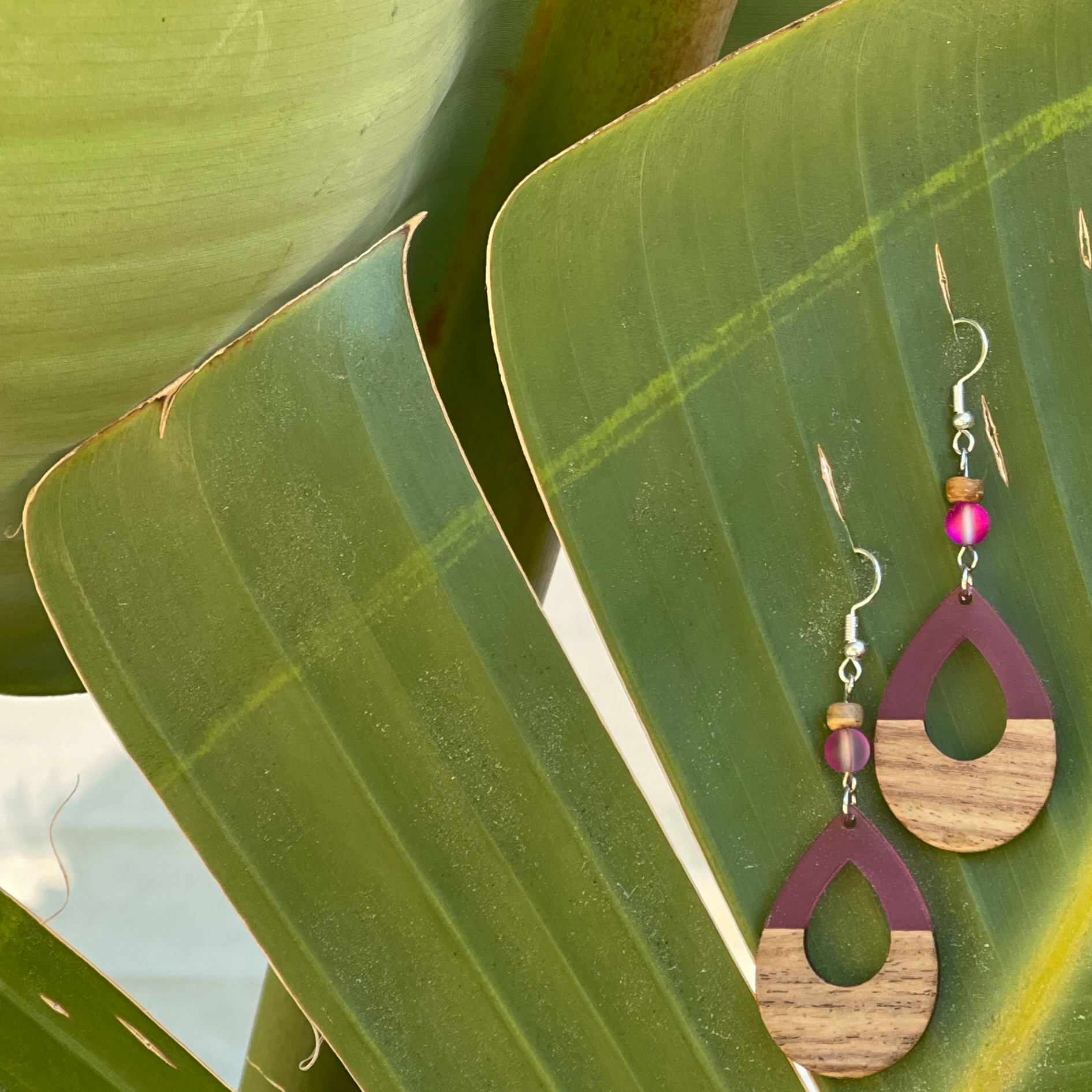 Orchid Woodie Teardrops