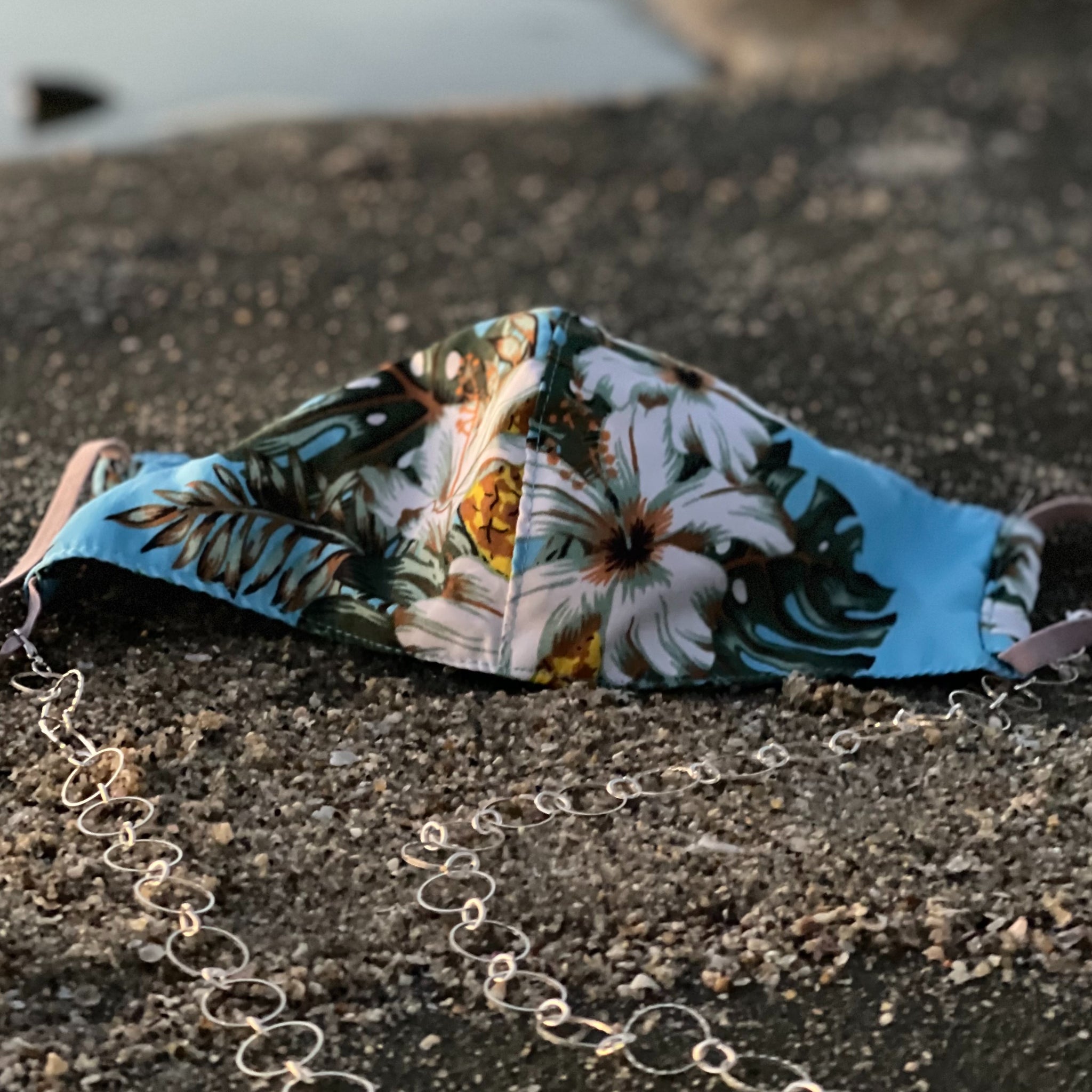 The MaskLace