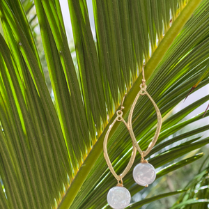 Cat Eye Flat Pearl Drops