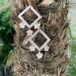 Hula Diamonds