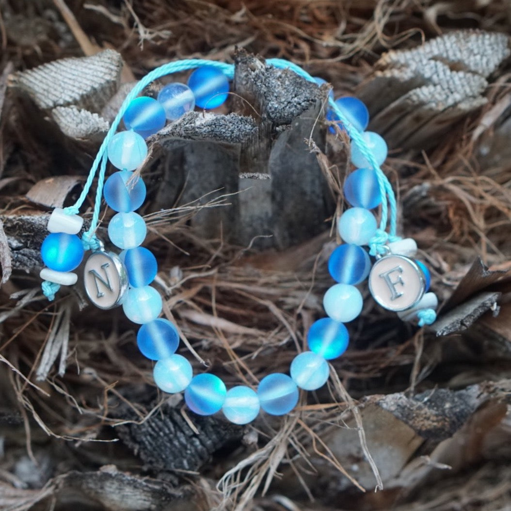Nossa Fuga Dangle Bracelets