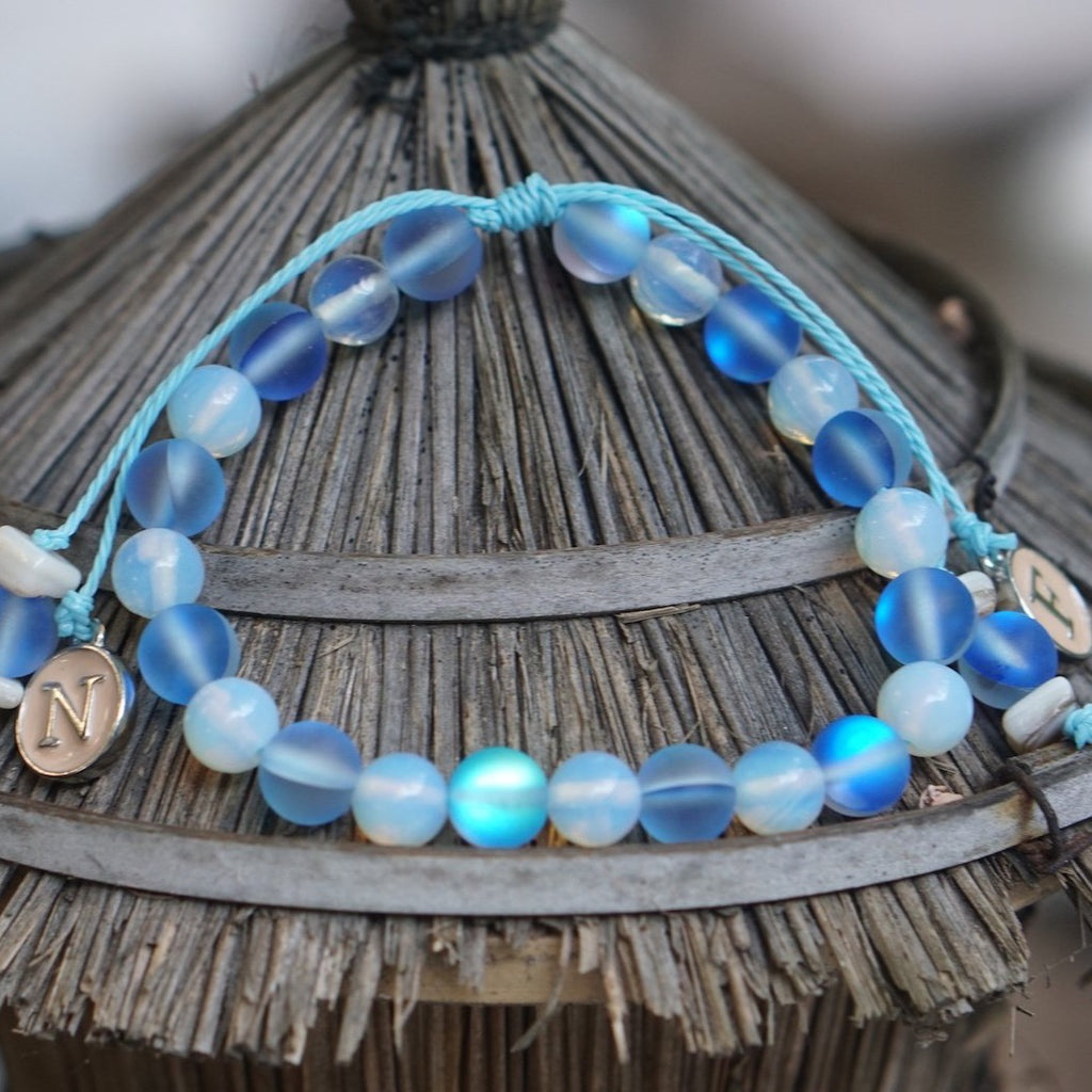 Nossa Fuga Dangle Bracelets
