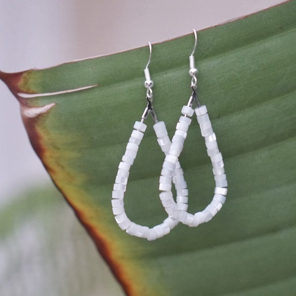 Snow White Teardrops