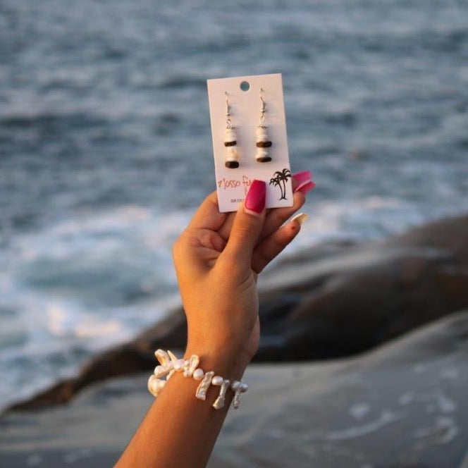 White Shell Stack