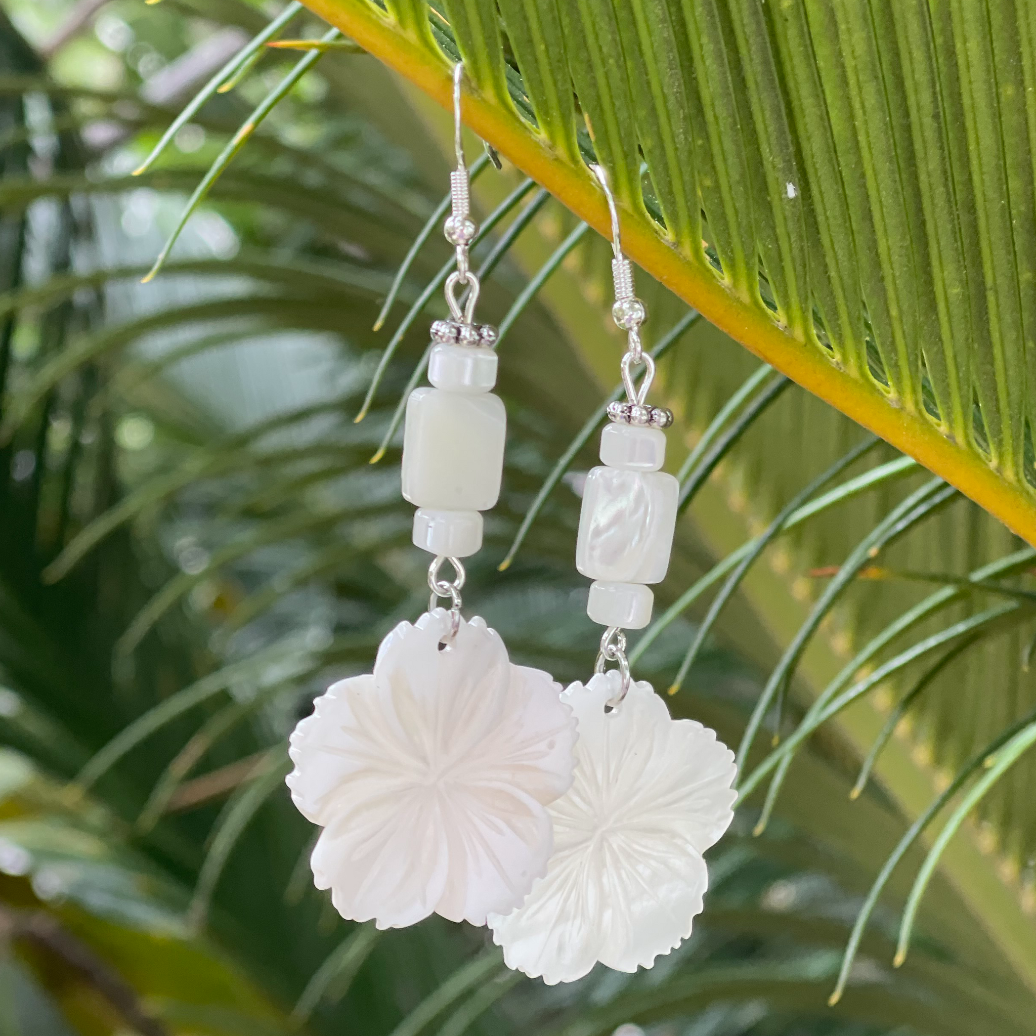 MOP White Flower Earrings