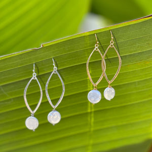 Cat Eye Flat Pearl Drops