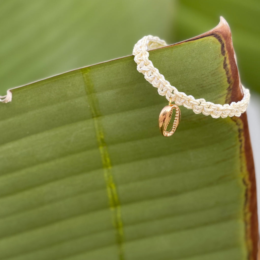 Knotted Cowrie Bracelet